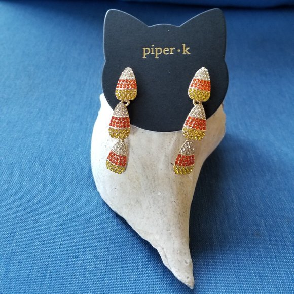 Super-Cute & Fun pair of Candy Corn Halloween Dangle Earrings by Piper • K - NWT - Picture 7 of 8